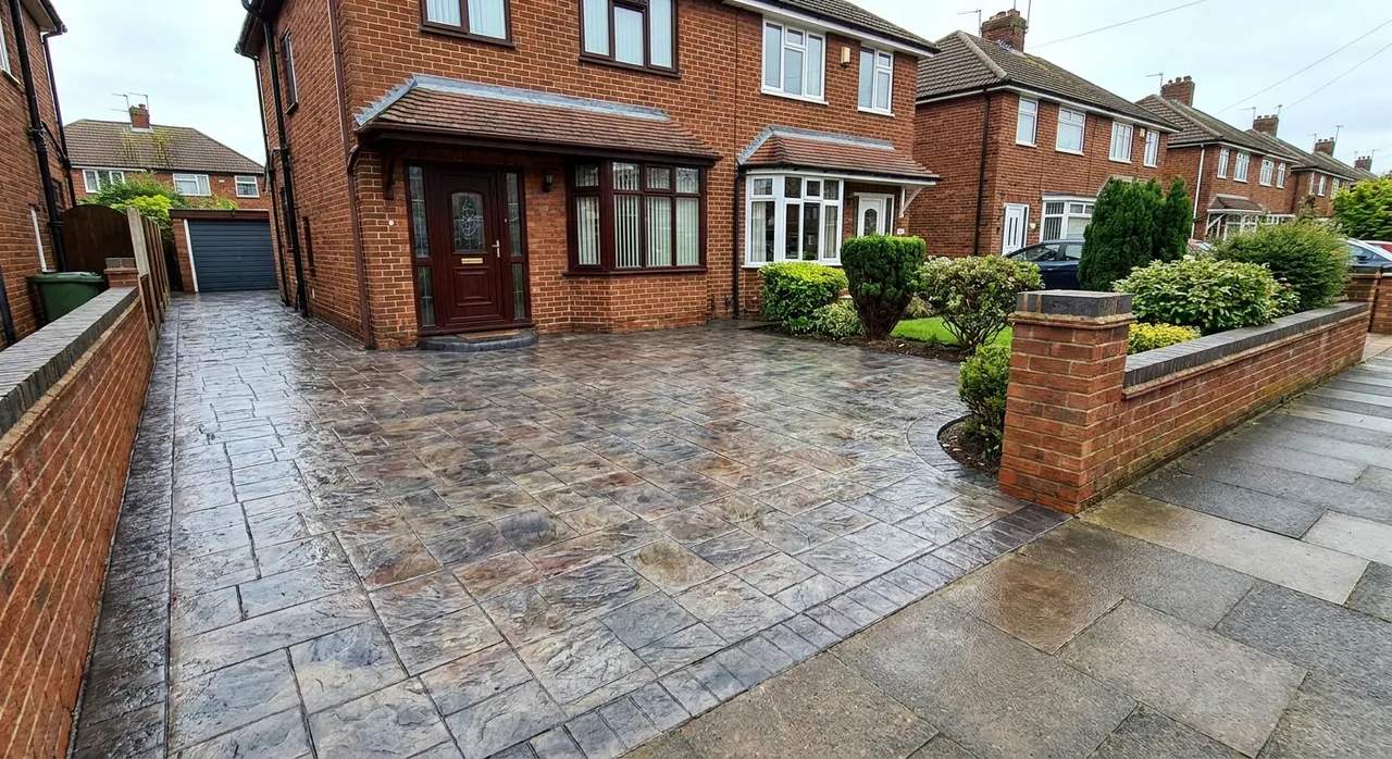 Concrete driveway in Burton upon Trent