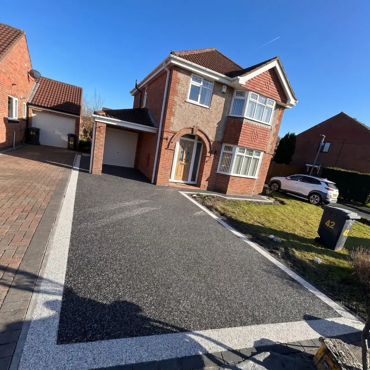 Driveways and landscaping in Swadlincote