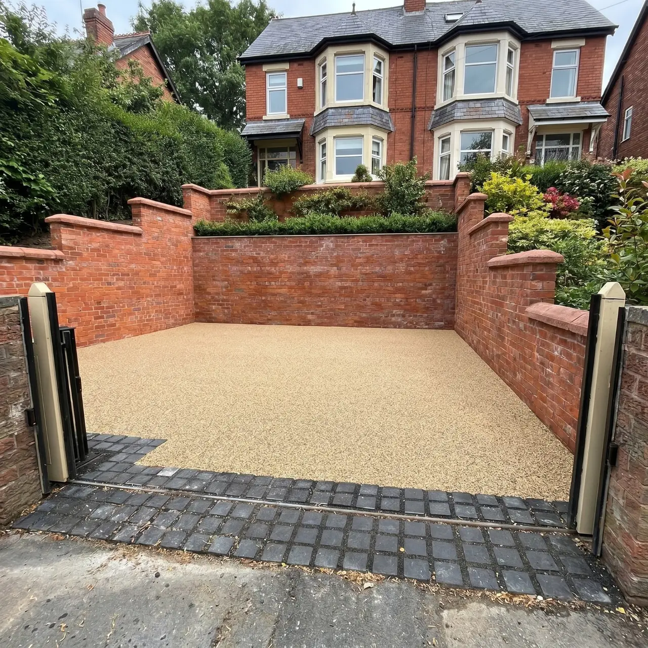 Driveways and landscaping in Ashby-de-la-Zouch